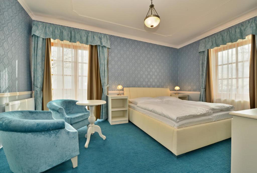 Hotel Gold Chotoviny Oda fotoğraf
