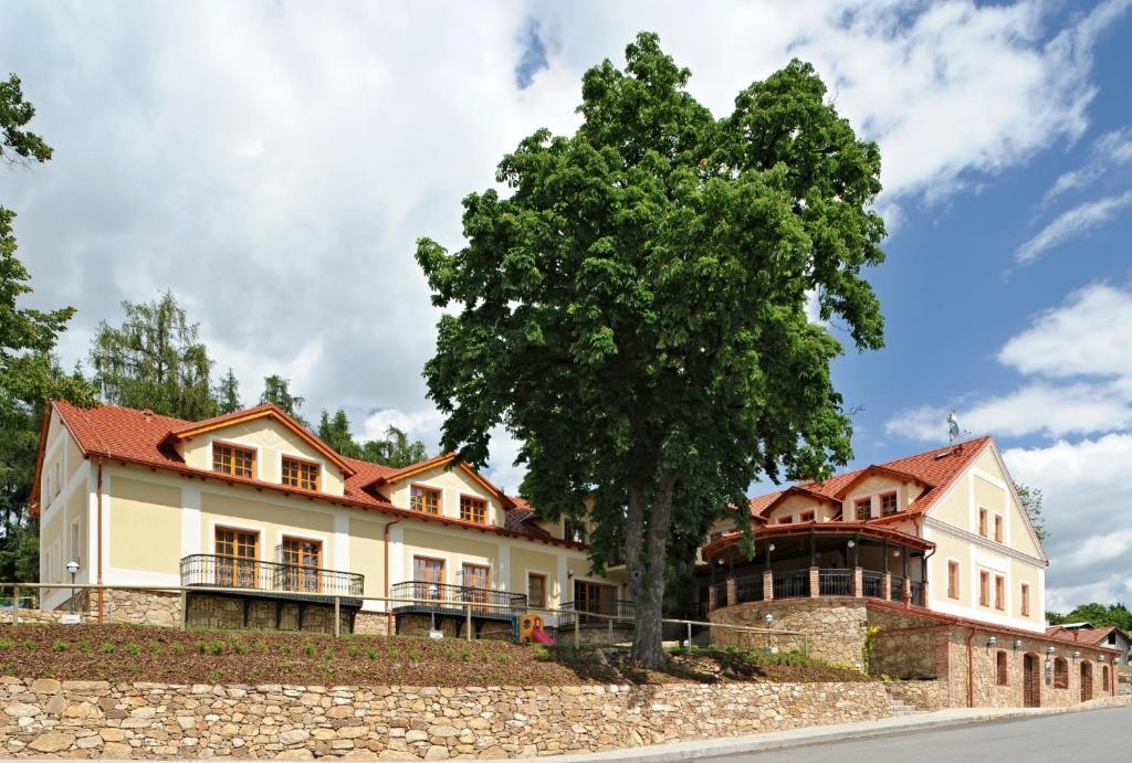 Hotel Gold Chotoviny Dış mekan fotoğraf