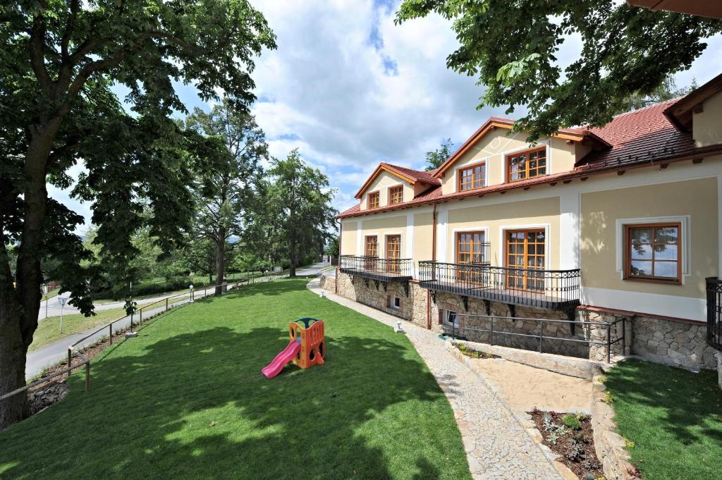Hotel Gold Chotoviny Dış mekan fotoğraf